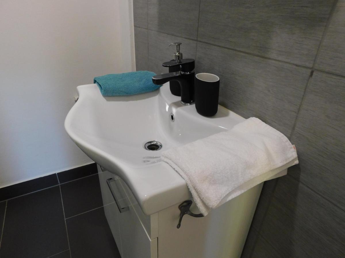 Ledek Apartment Ljubljana Eksteriør billede